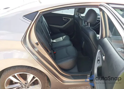 2016 Hyundai Elantra Limited z USA, uszkodzony, nr VIN 5NPDH4AE9GH677315